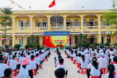 HOẠT ĐỘNG TRẢI NGHIỆM VỀ AN TOÀN GIAO THÔNG VÀ PHÒNG CHÁY CHỮA CHÁY